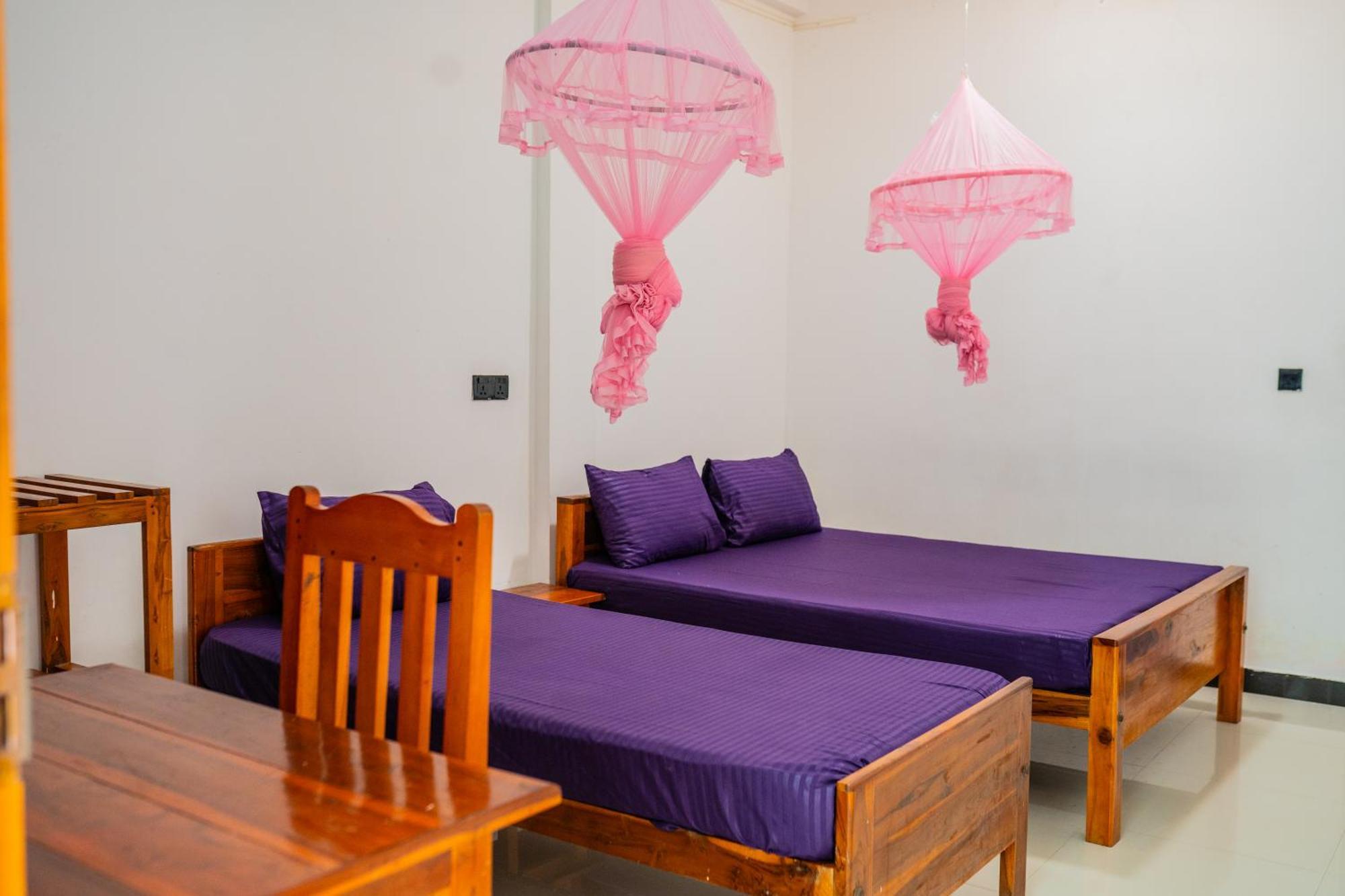 Hilton Cottage Trincomalee Rom bilde